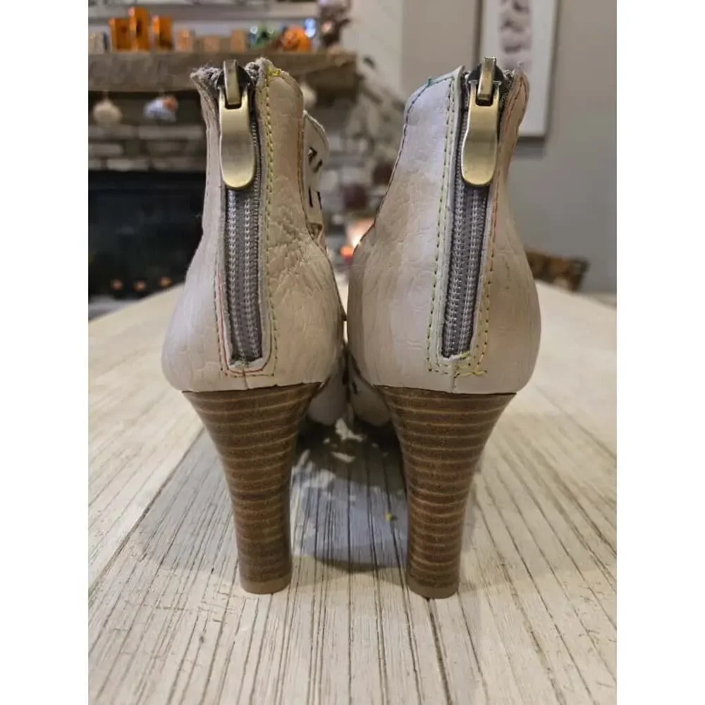 Spring Step Amora Women's Beige Strappy Sandals Size 10 High Heel